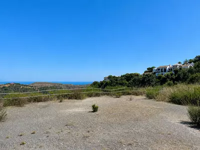 Residential Plot in Benahavís
