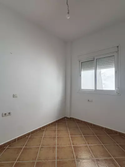 Middle Floor Apartment in Estepona