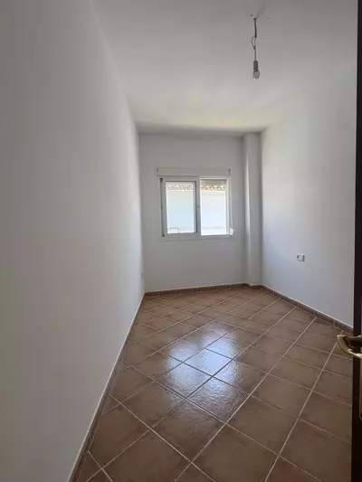 Middle Floor Apartment in Estepona