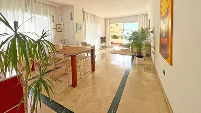 Middle Floor Apartment in Marbella