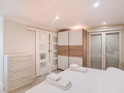 Middle Floor Apartment in Estepona