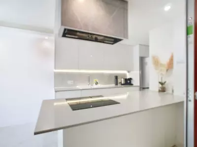 Middle Floor Apartment in Estepona