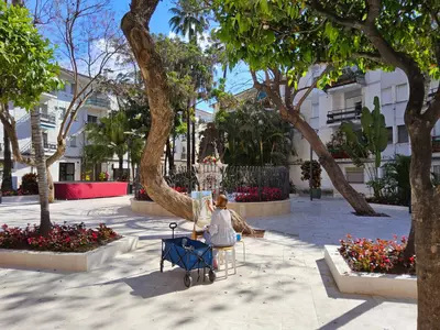 Middle Floor Apartment in Estepona