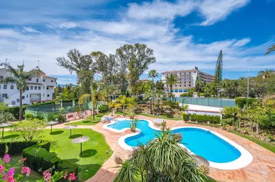Middle Floor Apartment in Puerto Banús