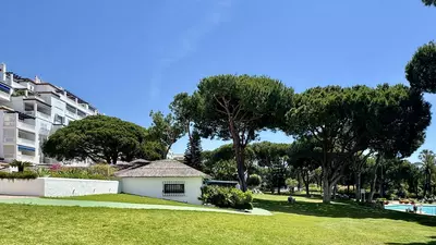 Middle Floor Apartment in Puerto Banús