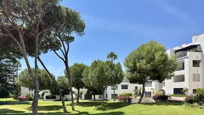 Middle Floor Apartment in Puerto Banús
