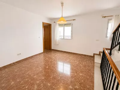 Semi-Detached House in Casares