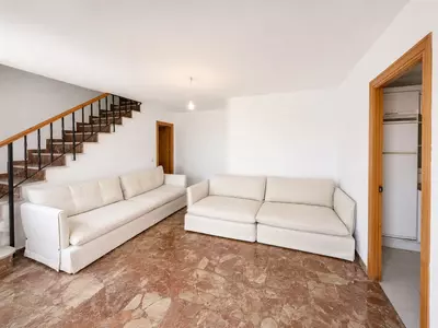 Semi-Detached House in Casares