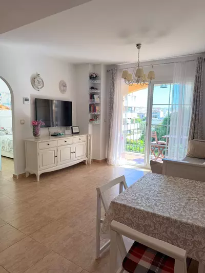 Middle Floor Apartment in Estepona
