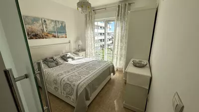 Middle Floor Apartment in Estepona