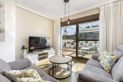 Middle Floor Apartment in Selwo
