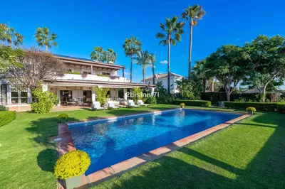 Detached Villa in Elviria