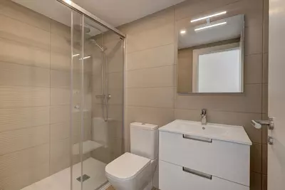 Middle Floor Apartment in Estepona
