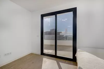 Middle Floor Apartment in Estepona