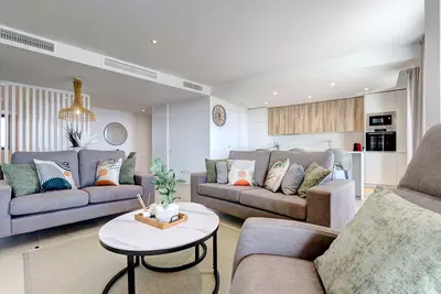 Middle Floor Apartment in Estepona