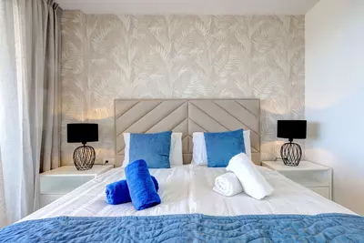 Middle Floor Apartment in Estepona
