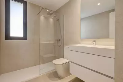 Middle Floor Apartment in Estepona