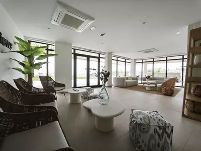 Middle Floor Apartment in Estepona