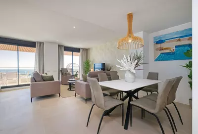 Middle Floor Apartment in Estepona