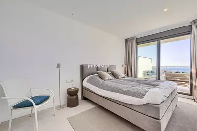 Middle Floor Apartment in Estepona