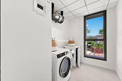 Middle Floor Apartment in Estepona