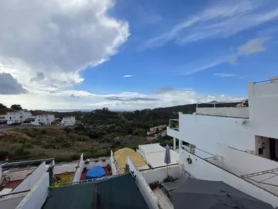 Top Floor Apartment in Estepona