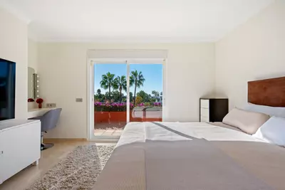 Townhouse in Nueva Andalucía