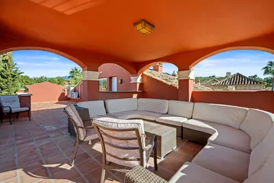 Townhouse in Nueva Andalucía