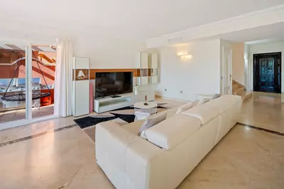 Townhouse in Nueva Andalucía