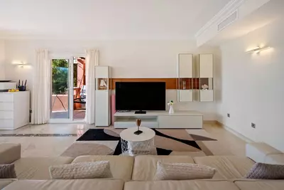 Townhouse in Nueva Andalucía