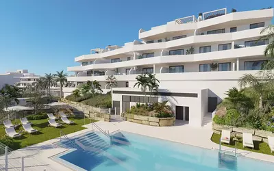 Middle Floor Apartment in Estepona