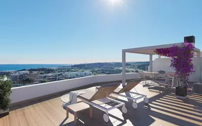 Middle Floor Apartment in Estepona