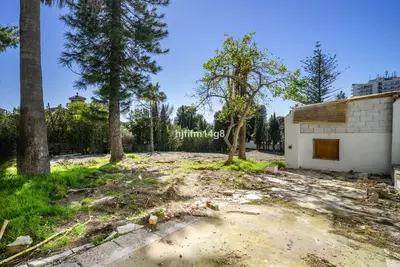 Land in Nueva Andalucía