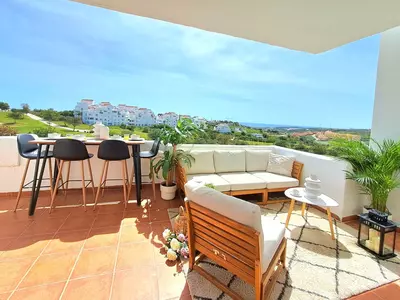 Middle Floor Apartment in Estepona