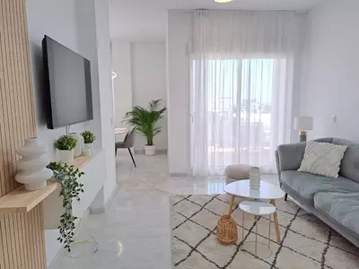 Middle Floor Apartment in Estepona