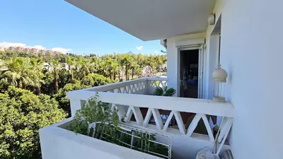Middle Floor Apartment in Nueva Andalucía