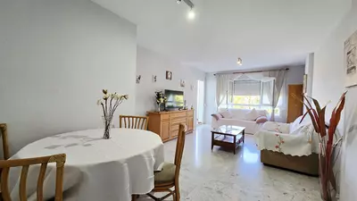 Middle Floor Apartment in Nueva Andalucía