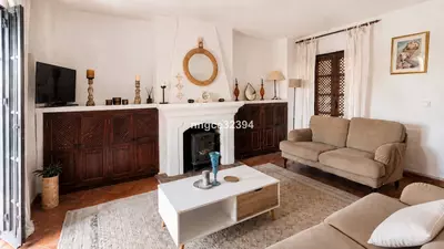 Semi-Detached House in Nueva Andalucía