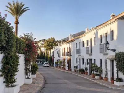 Semi-Detached House in Nueva Andalucía