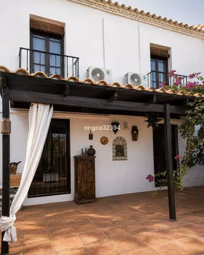 Semi-Detached House in Nueva Andalucía