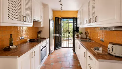Semi-Detached House in Nueva Andalucía