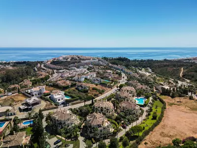 Middle Floor Apartment in Casares