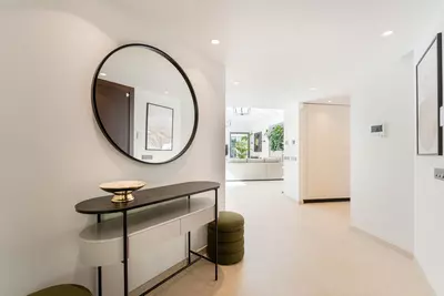 Detached Villa in Nueva Andalucía