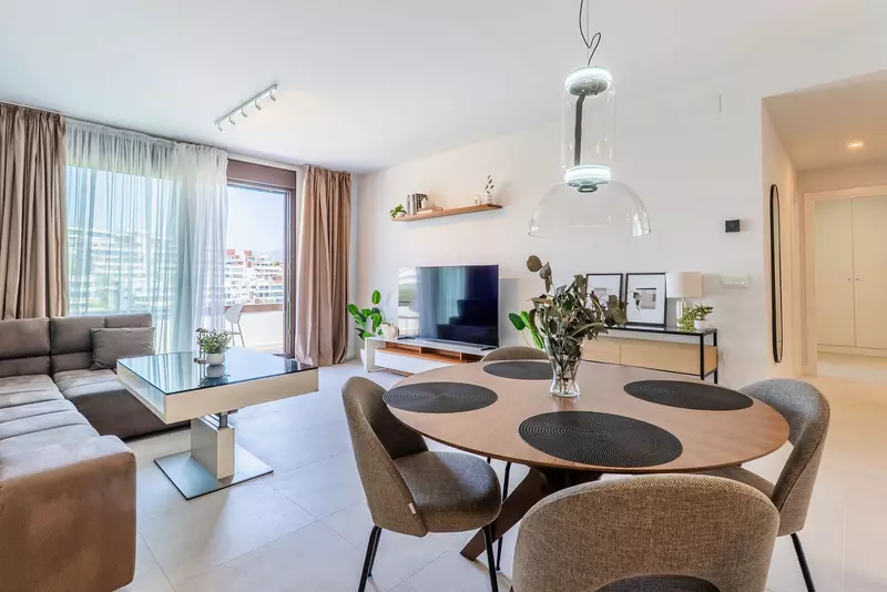 Middle Floor Apartment in Estepona