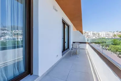 Middle Floor Apartment in Estepona