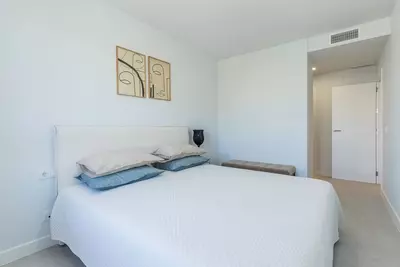 Middle Floor Apartment in Estepona