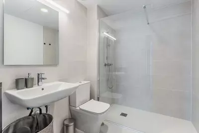 Middle Floor Apartment in Estepona