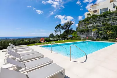 Ground Floor Apartment in Benahavís
