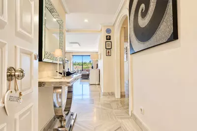 Middle Floor Apartment in Cabopino
