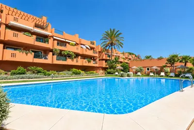 Middle Floor Apartment in Cabopino